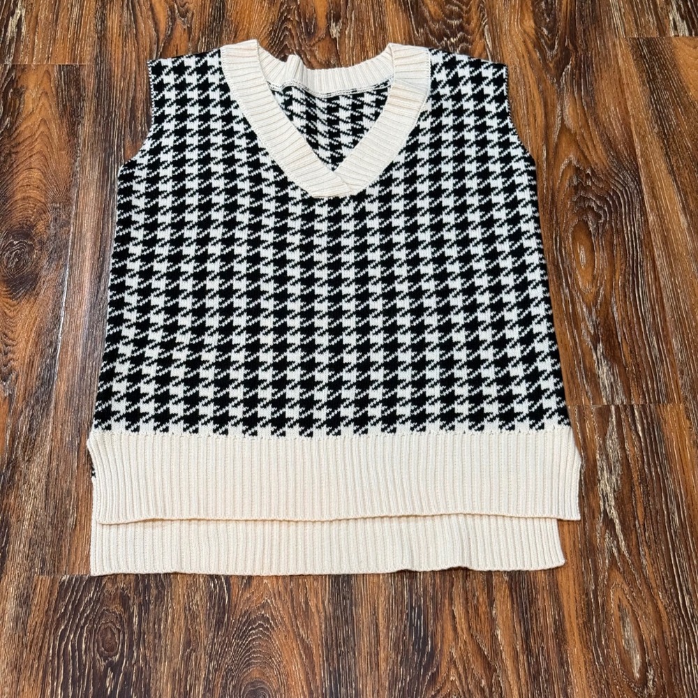 Houndstooth Size S V-Neck Sweater Vest Black‎ Cream Sleeveless Knit Pullover